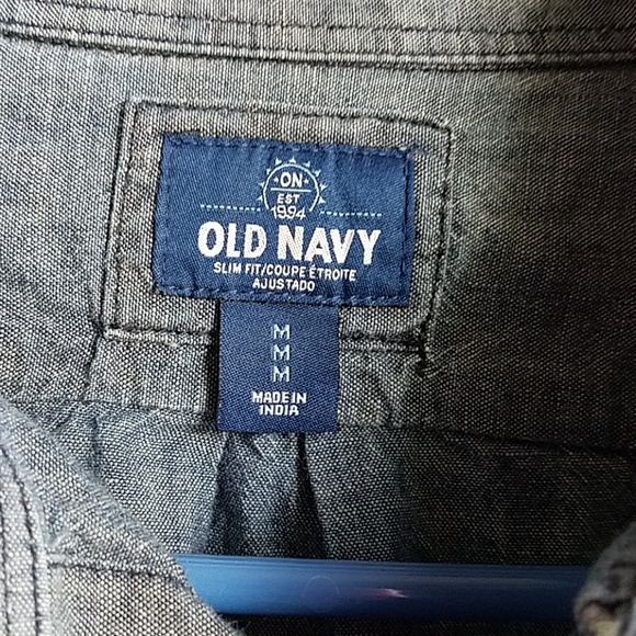 Shirt SIZE M - Picture 4 of 4